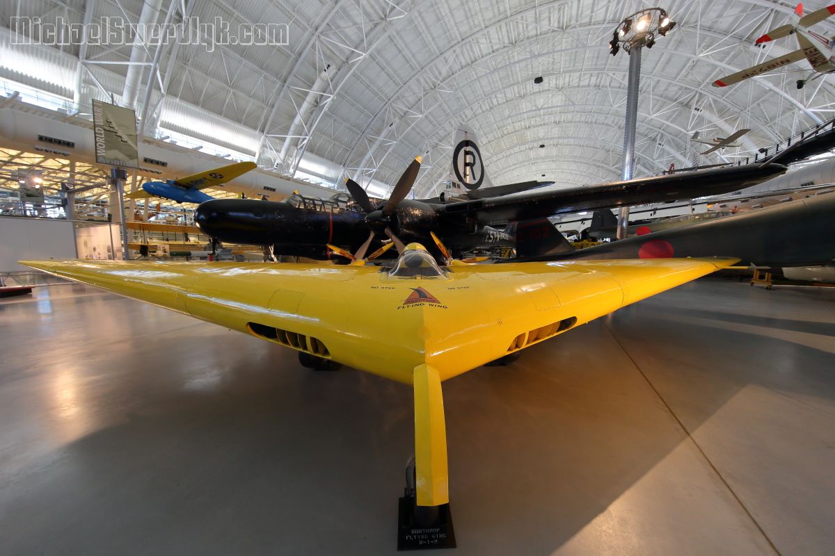 IMAGE: http://www.michaelswerdlyk.com/z/1DX20673.JPG